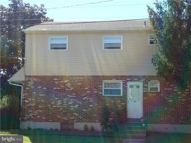 unlisted-address, Essington, PA 19029 - photo 3