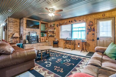 336 Montgomery Ln, Weatherford, TX 76087 - photo 3