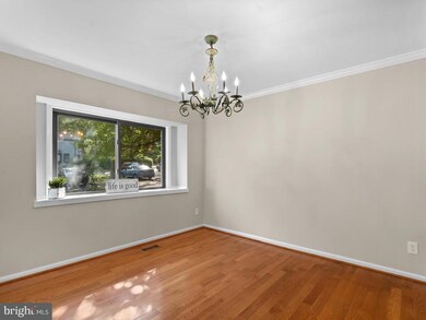 1502 Scandia Cir, Reston, VA 20190 - photo 7