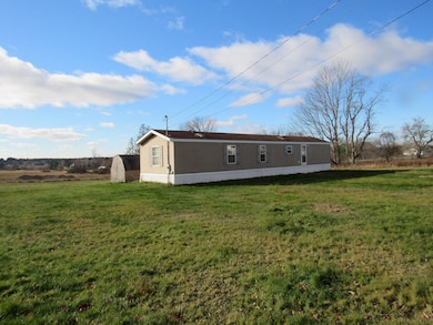 11 Shady Ln, Canaan, ME 04924 - photo 2