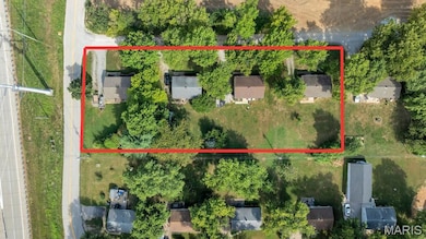 2820 Mulberry Ln, Saint Charles, MO 63303 - photo 3