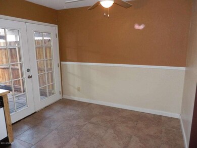 Eat in kitchen area
