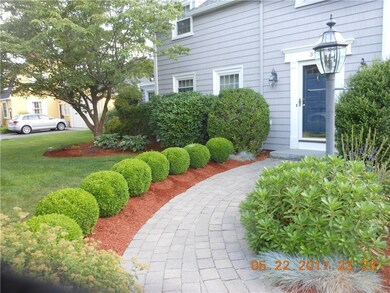 377 Spring Green Rd, Warwick, RI 02888 - photo 2