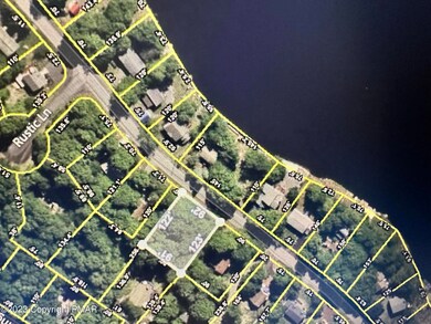 208 Waterfront Dr, Coolbaugh Township, PA 18466 - photo 2