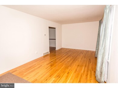 36 Juniper St, New Castle, DE 19720 - photo 2