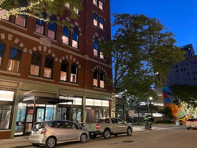 83 Hanover St unit 209, Manchester, NH 03101 - photo 4