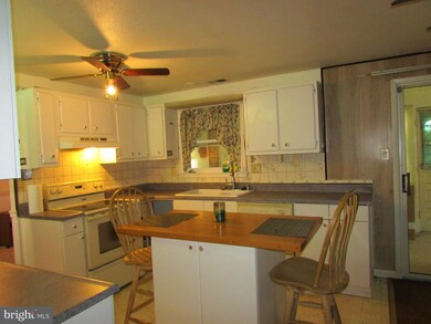 124 Redbud Rd, Edgewood, MD 21040 - photo 5