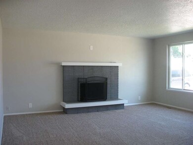 419 S Chestnut St, Nampa, ID 83686 - photo 2