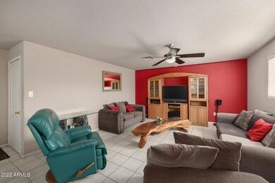 2242 N 60th Ln, Phoenix, AZ 85035 - photo 7