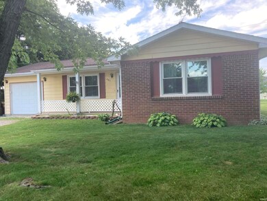 401 Melching Ct, Ossian, IN 46777 - photo 3