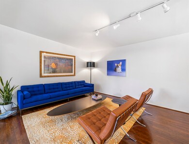 12431 Woodthorpe Ln, Houston, TX 77024 - photo 6