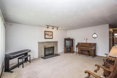 1138 Saint Jude Ave, Columbus, OH 43204 - photo 5