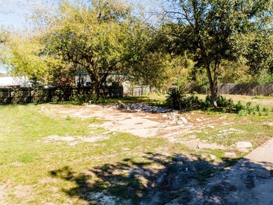 11406 Cora St, Houston, TX 77088 - photo 7