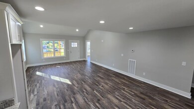 1703 Wendell St, Dalton, GA 30721 - photo 7