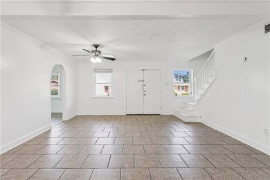 740 Huckleberry Ln, Gretna, LA 70056 - photo 3