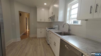 Lots of Counter Space