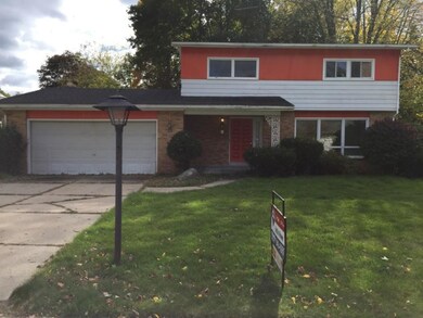 1232 Drexel Ct NE, Grand Rapids, MI 49505 - photo 2