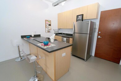 769N.HighSt1