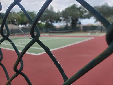 3940 Inverrary Blvd unit 402A, Lauderhill, FL 33319 - photo 5