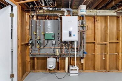 18 Weisner Pkwy, Methuen, MA 01844 - photo 7