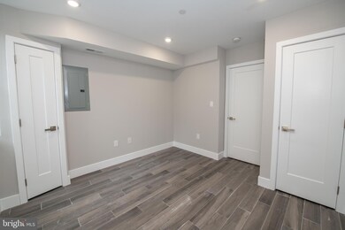 2213 Emerald St, Philadelphia, PA 19125 - photo 7