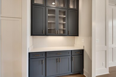 10767 Magnolia Park Cir S, Collierville, TN 38017 - photo 6