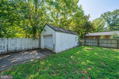 10901 Prospect Hill Rd, Glenn Dale, MD 20769 - photo 7