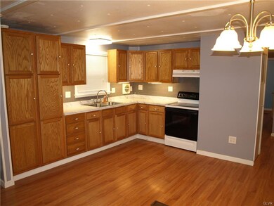 13 Acorn Ln, Boyertown, PA 19512 - photo 5