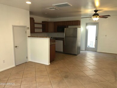 2019 S Granada Dr unit 6, Tempe, AZ 85282 - photo 4