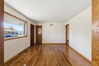 4920 S Maybelle Ave, Tulsa, OK 74107 - photo 5