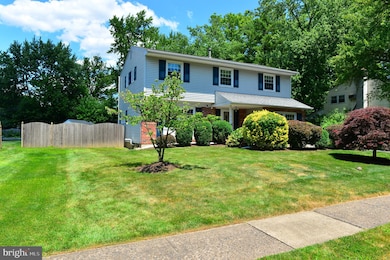 819 Monticello Place, Lansdale, PA 19446 - photo 3