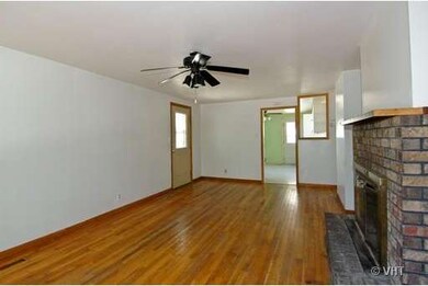 144 Sioux Ave, Carpentersville, IL 60110 - photo 3