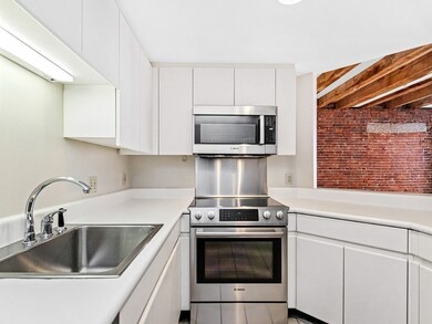 100 Fulton St unit 3P, Boston, MA 02109 - photo 5