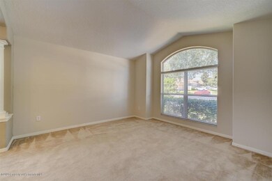 04-Living Room