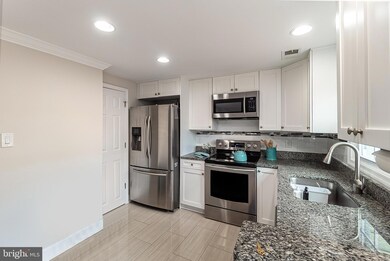 7469 Lone Star Rd, Lorton, VA 22079 - photo 7