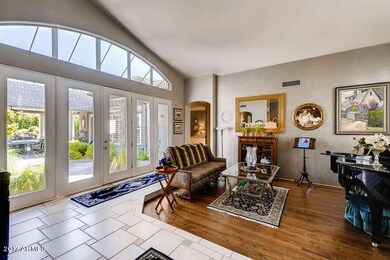 8240 S Homestead Tempe AZ-small-003-6-Li