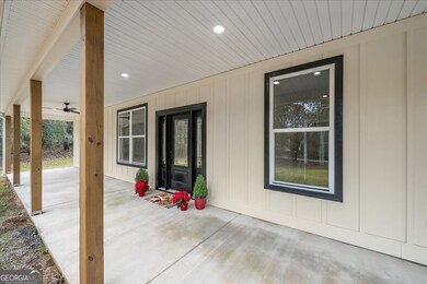 329 Greenleaf Dr, Lavonia, GA 30553 - photo 2