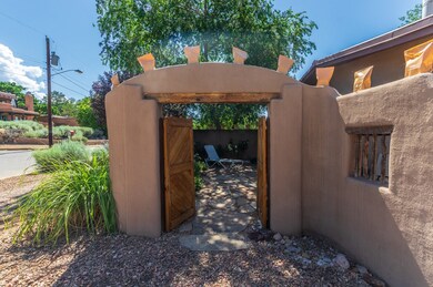 608 Rio Grande Ave, Santa Fe, NM 87501 - photo 3