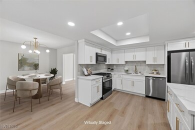 327 Esquina Dr, Henderson, NV 89014 - photo 5