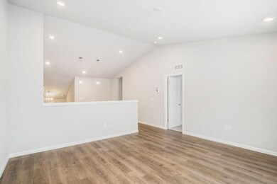 581 Hawk Wood Ct, Cedar Springs, MI 49319 - photo 3