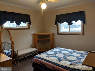 401 S New Ardmore Ave, Broomall, PA 19008 - photo 3