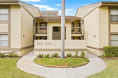 222 Woodlake Wynde unit 22, Oldsmar, FL 34677 - photo 2