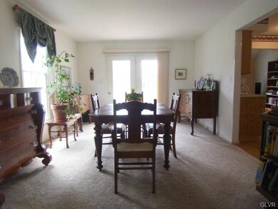 5633 Grace Ave, Bethlehem, PA 18017 - photo 6