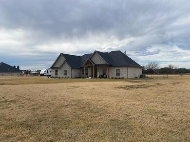 215 N Katy Ranch Ct, Weatherford, TX 76085 - photo 2