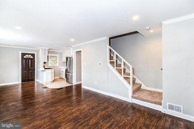 2240 Rollins Dr, Alexandria, VA 22307 - photo 2