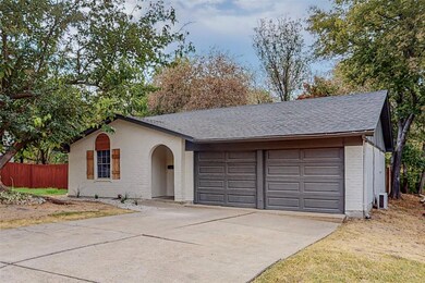 824 Rumfield Rd, Fort Worth, TX 76108 - photo 2