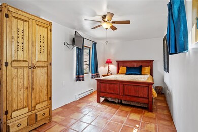 100 Three Rock Rd, Santa Fe, NM 87506 - photo 7