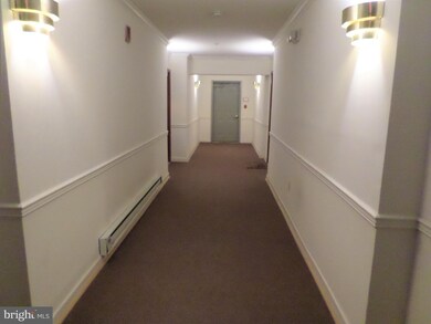 3301 Sir Thomas Dr unit 12, Silver Spring, MD 20904 - photo 2