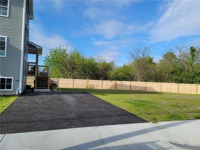 253 Olo St, Woonsocket, RI 02895 - photo 6