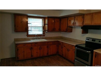 KITCHEN VIEW 1